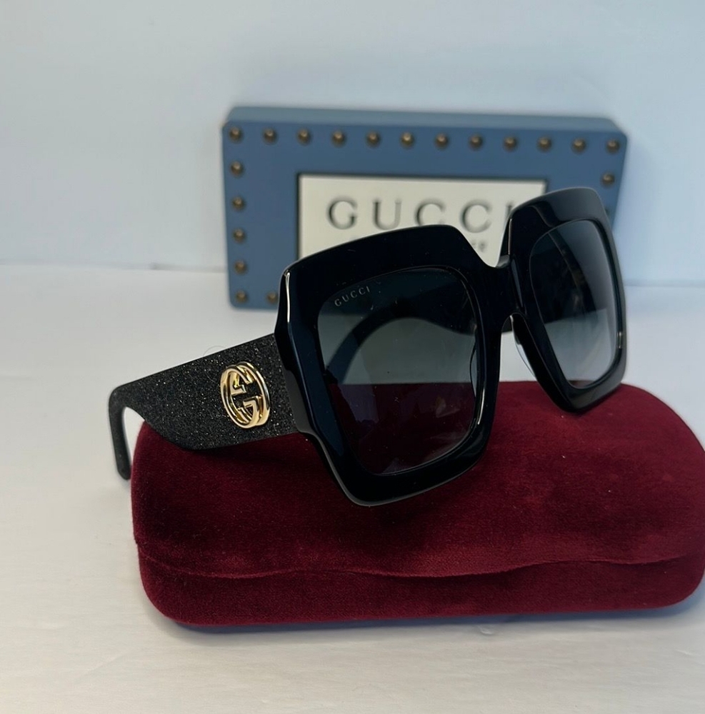 Authentic New Gucci sunglasses Urban GG0102S 001
